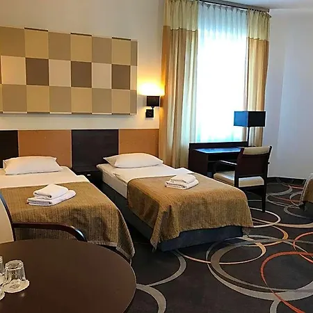 La Petite & Apartahotel 3*