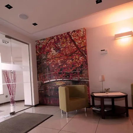 La Petite & Aparthotel 3*