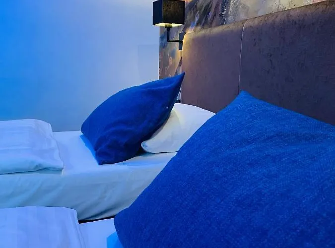 La Petite & Aparthotel 3*