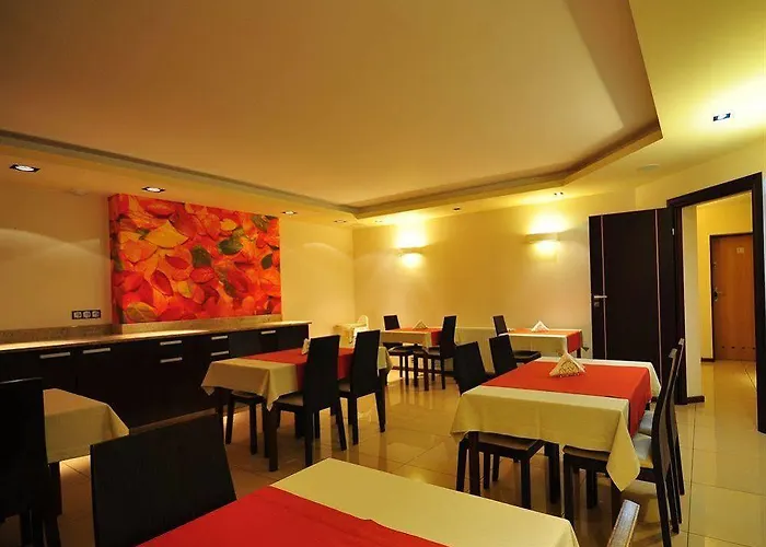 La Petite & Lejlighedshotel 3*