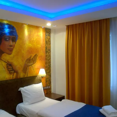 La Petite & 3* Gdańsk