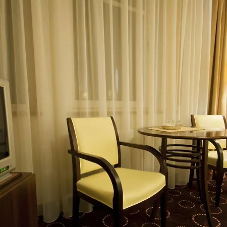 Apartmanhotel La Petite &