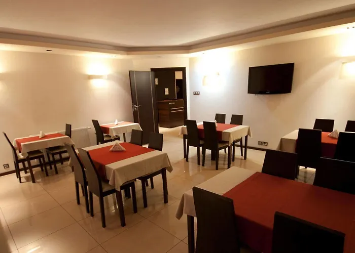 Hotel apartamentowy La Petite & 3*